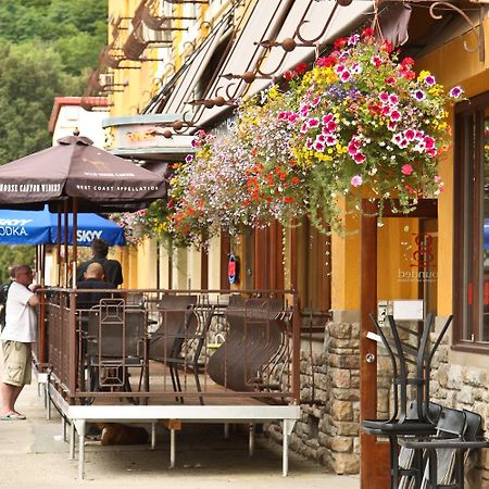 Adventure Hotel نيلسون المظهر الخارجي الصورة