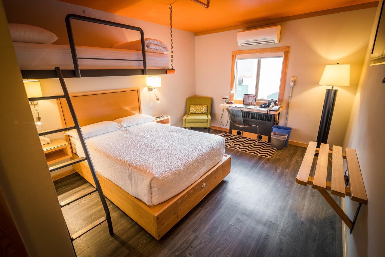 Adventure Hotel نيلسون المظهر الخارجي الصورة