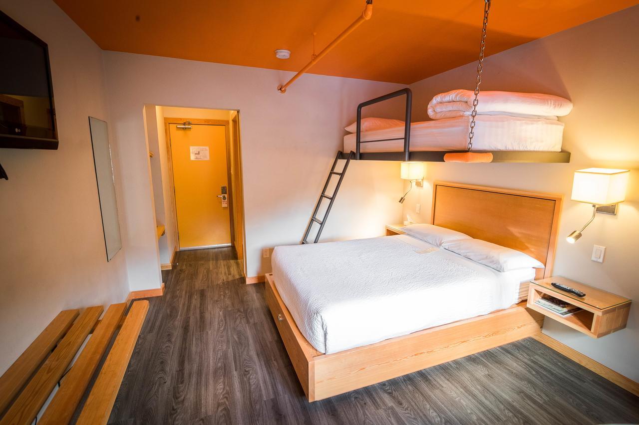 Adventure Hotel نيلسون المظهر الخارجي الصورة