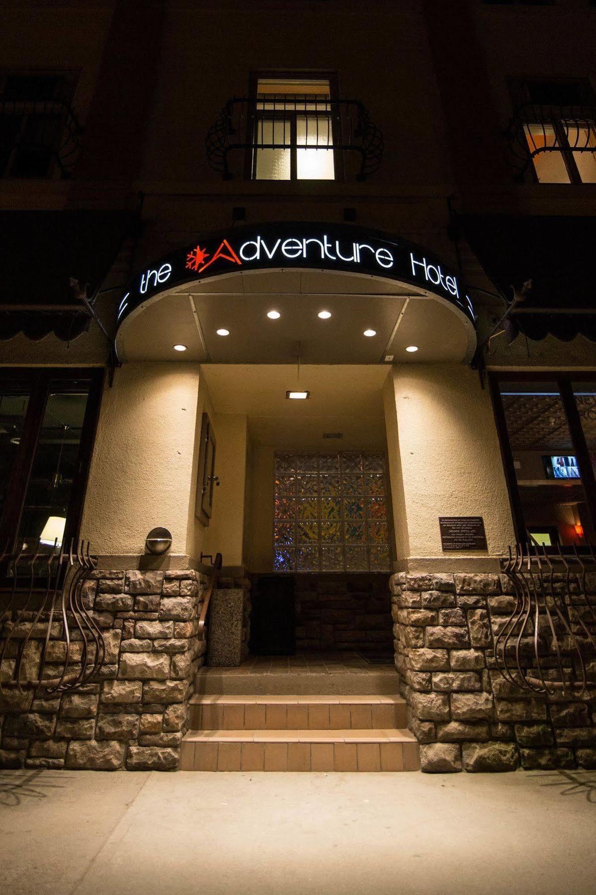 Adventure Hotel نيلسون المظهر الخارجي الصورة